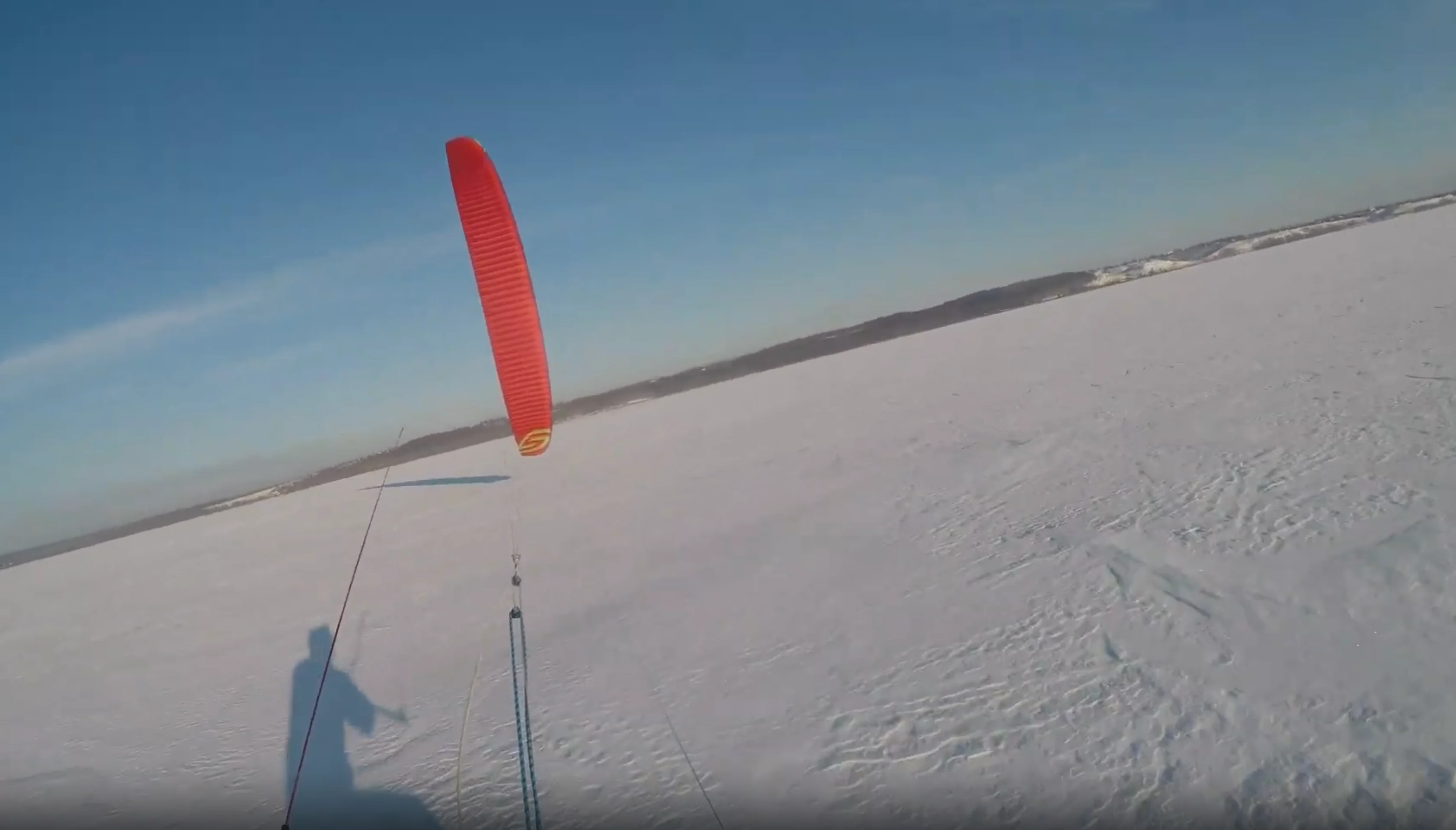 Кайтинг по ровному снежному насту