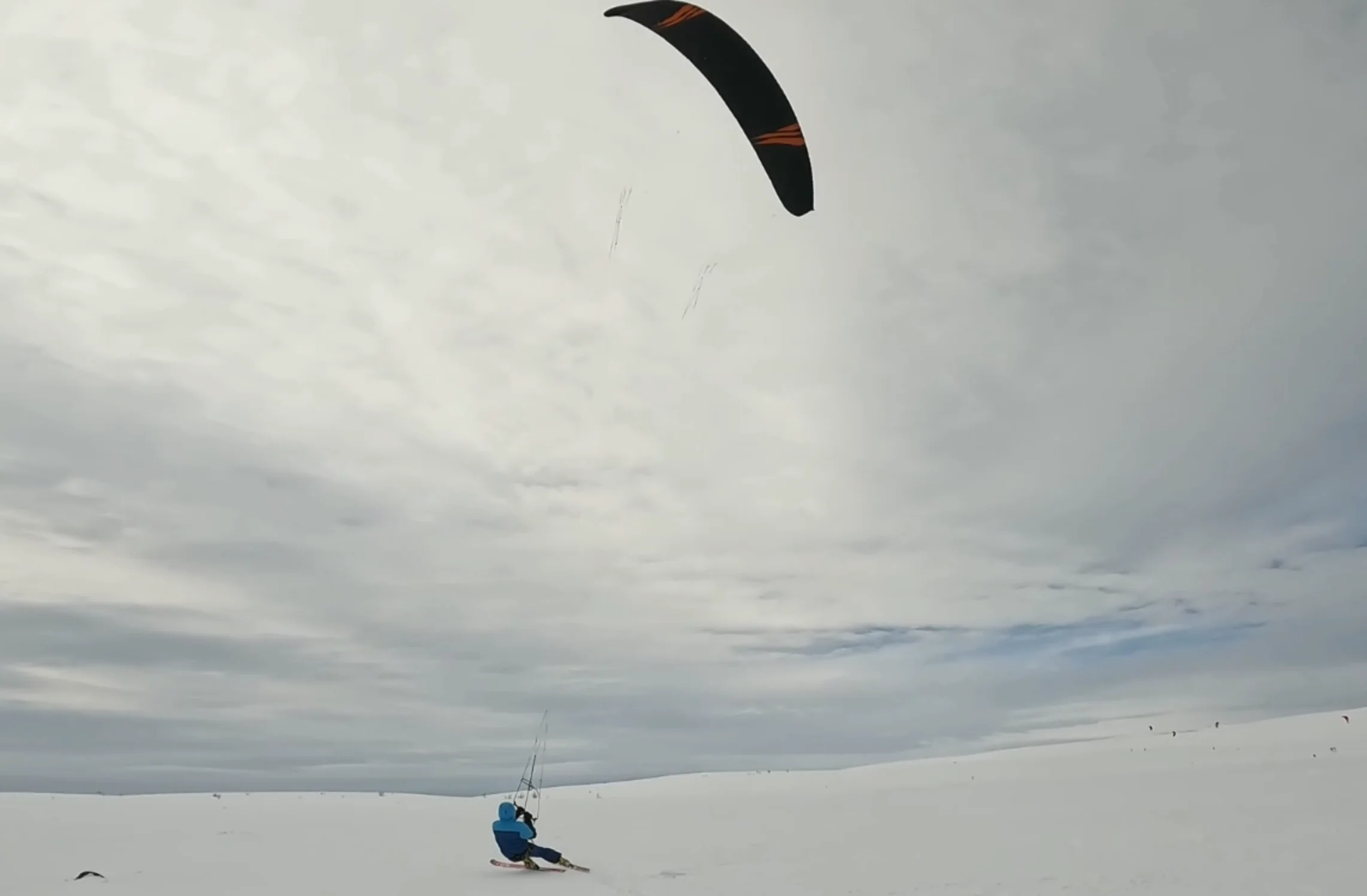 Сноукайтинг: Оверштаг на лыжах